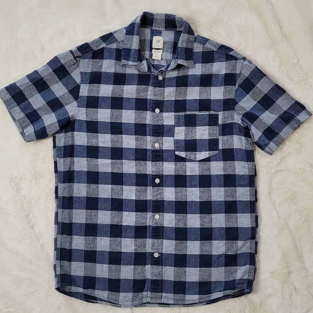 H&M blue checkered short sleeve button up